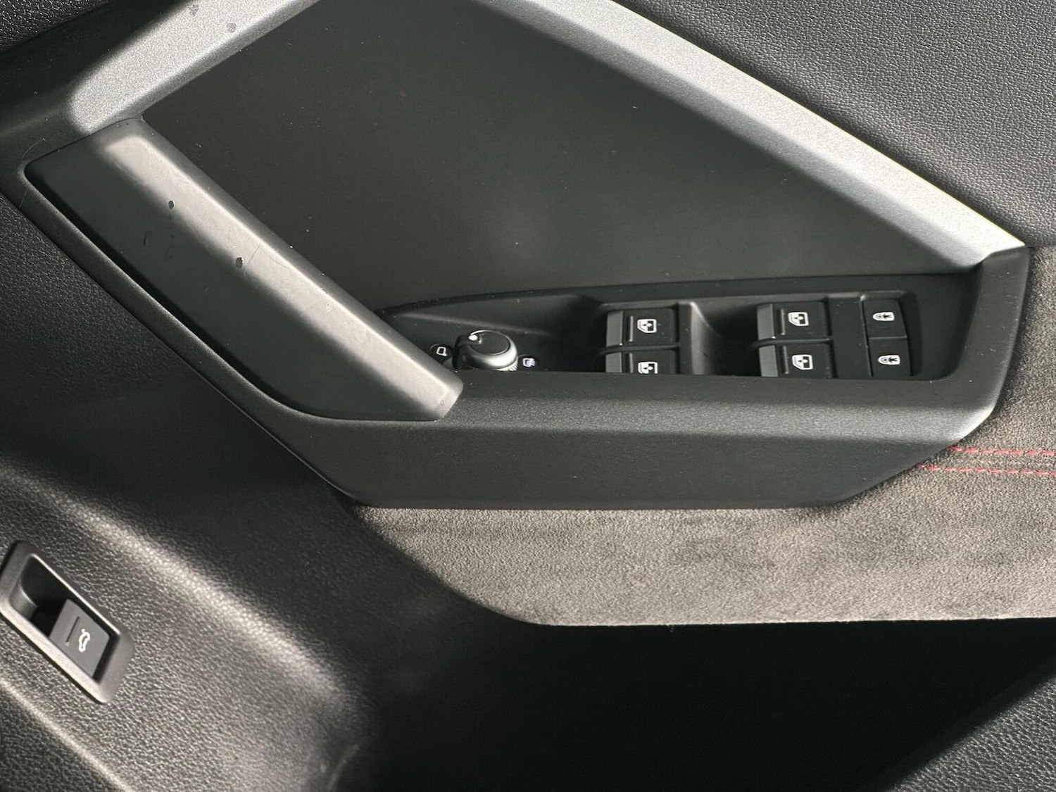 Used Audi RS Q3 2023 for sale - 77884424: Photo 27