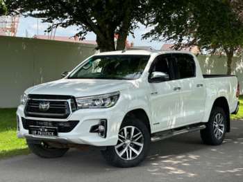 Used Toyota Hilux 2019 for sale - 74932106: Photo