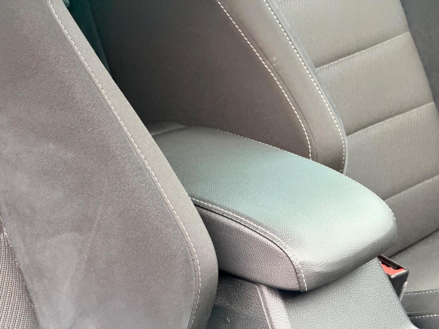 Used Volkswagen Golf 2017 for sale - 78070526: Photo 41