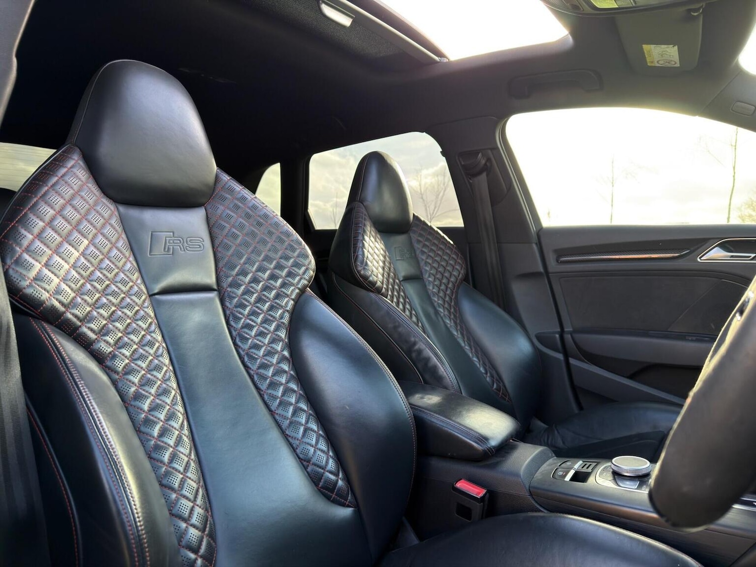 Used Audi RS3 2019 for sale - 77884396: Photo 4