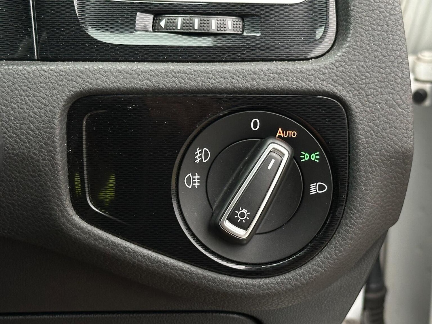 Used Volkswagen Golf 2016 for sale - 77884422: Photo 35