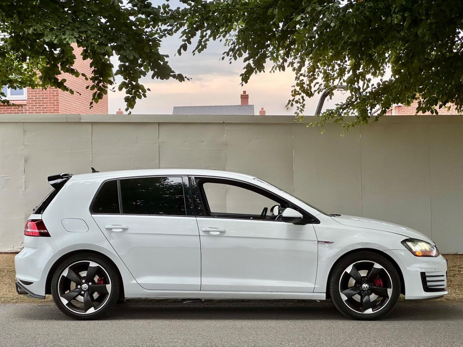 Used Volkswagen Golf 2016 for sale - 77884422: Photo 6