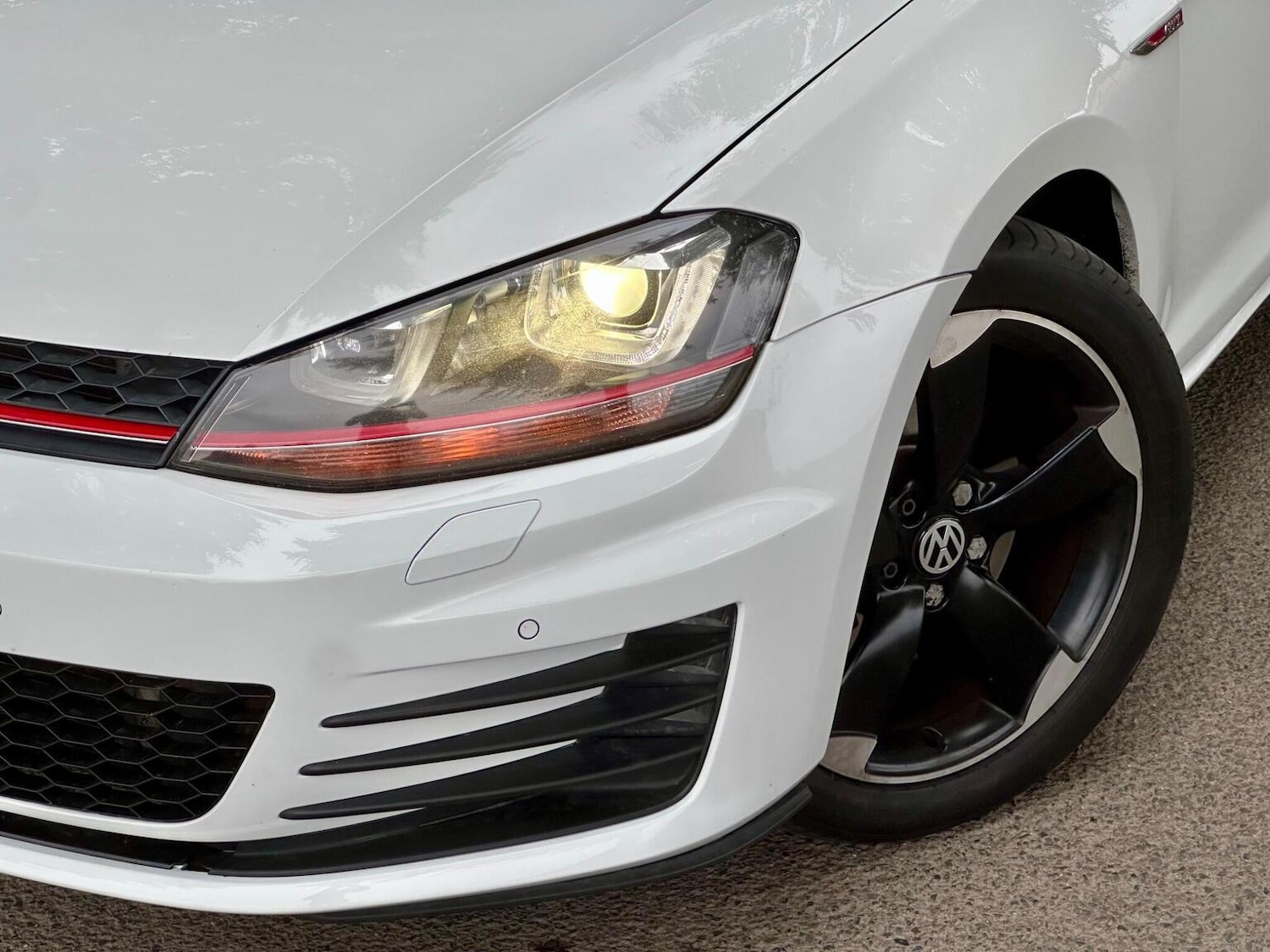 Used Volkswagen Golf 2016 for sale - 77884422: Photo 8