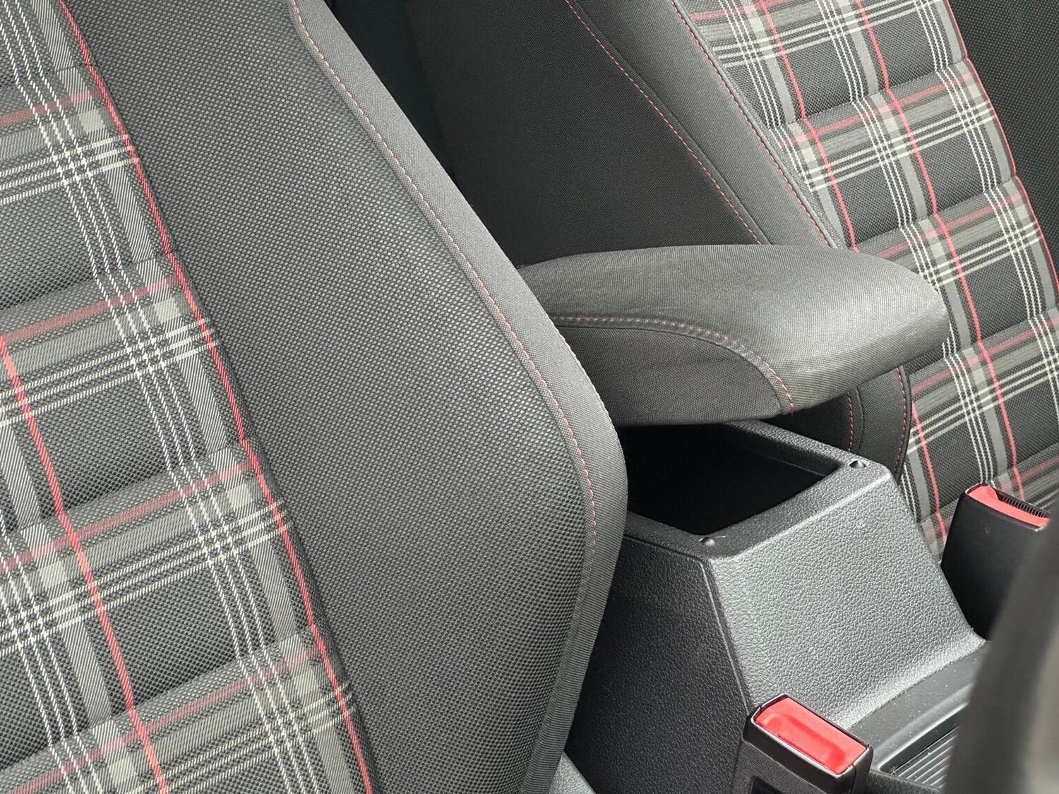 Used Volkswagen Golf 2016 for sale - 77884395: Photo 12