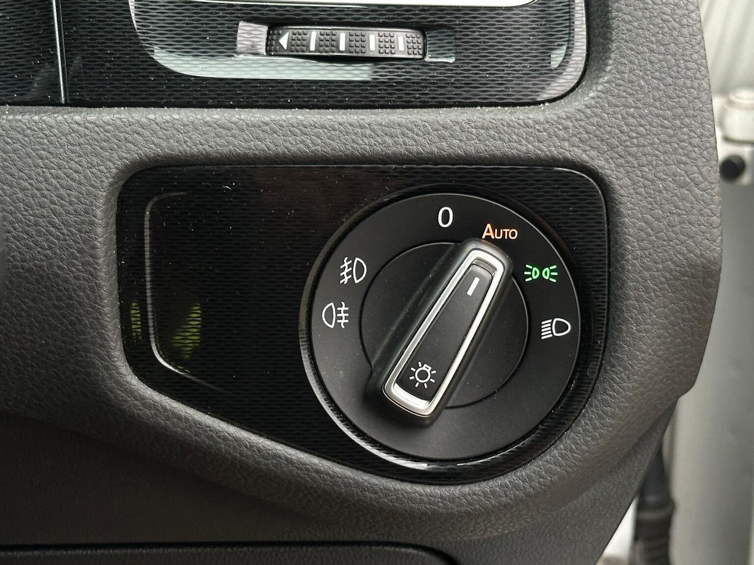 Used Volkswagen Golf 2016 for sale - 77884395: Photo 30