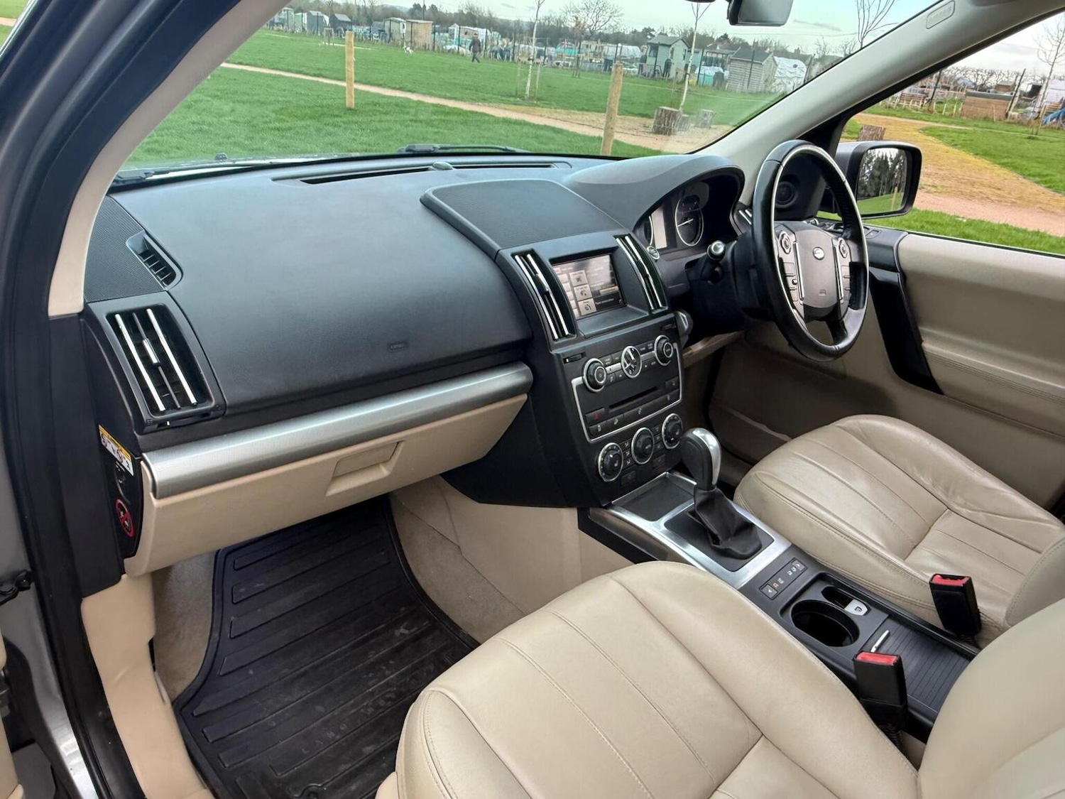 Used Land Rover Freelander 2013 for sale - 77884388: Photo 16