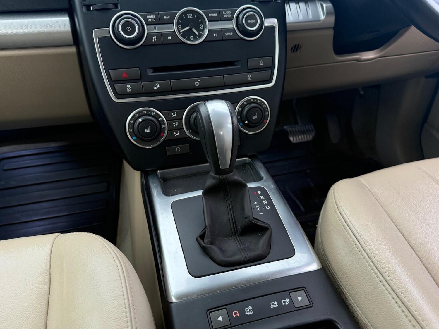 Used Land Rover Freelander 2013 for sale - 77884388: Photo 19