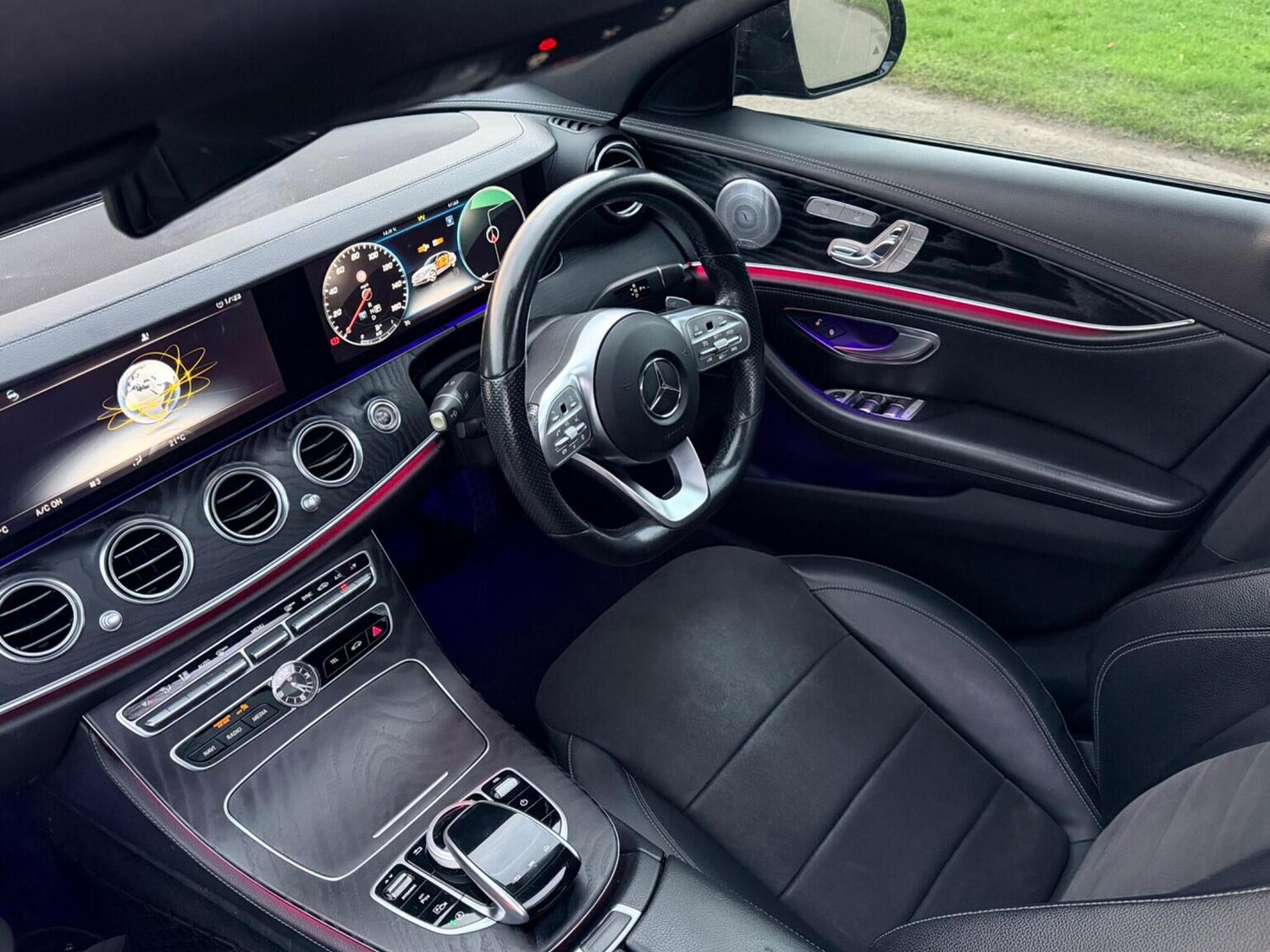 Used Mercedes-Benz E Class 2020 for sale - 77884394: Photo 14