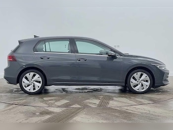 Used Volkswagen Golf 2025 for sale - 78042225: Photo