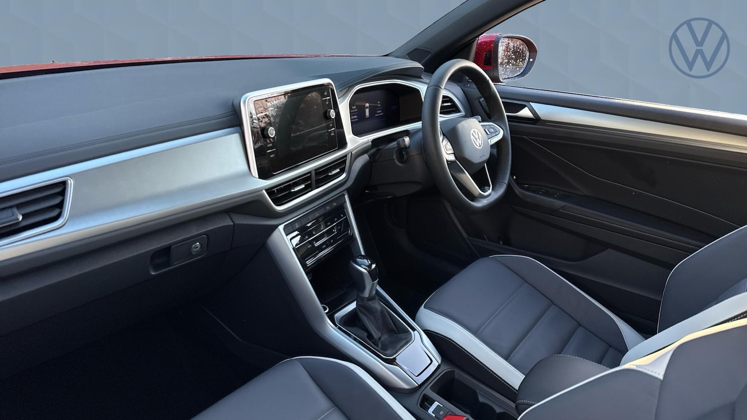 Used Volkswagen T-Roc 2026 for sale - 77602267: Photo 2