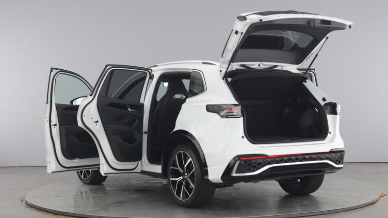 Used Volkswagen Tiguan 2024 for sale - 76508263: Photo 11