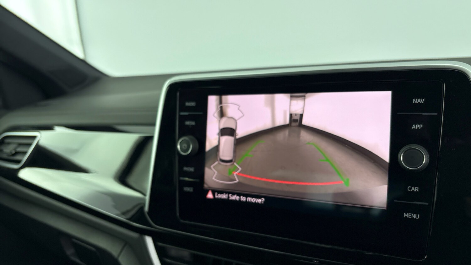 Used Volkswagen T-Roc 2022 for sale - 78155545: Photo 23