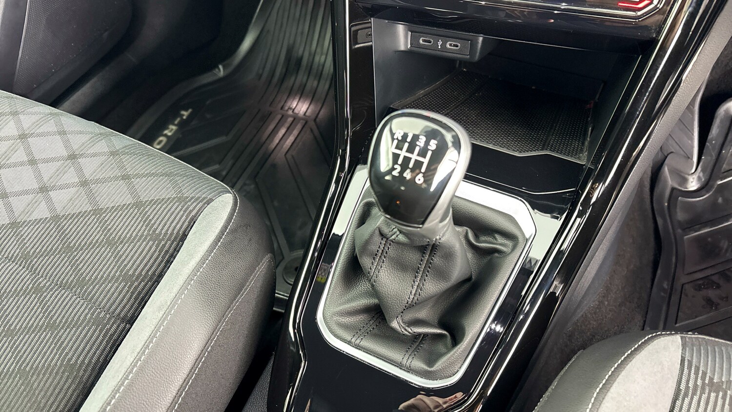 Used Volkswagen T-Roc 2022 for sale - 78155545: Photo 25