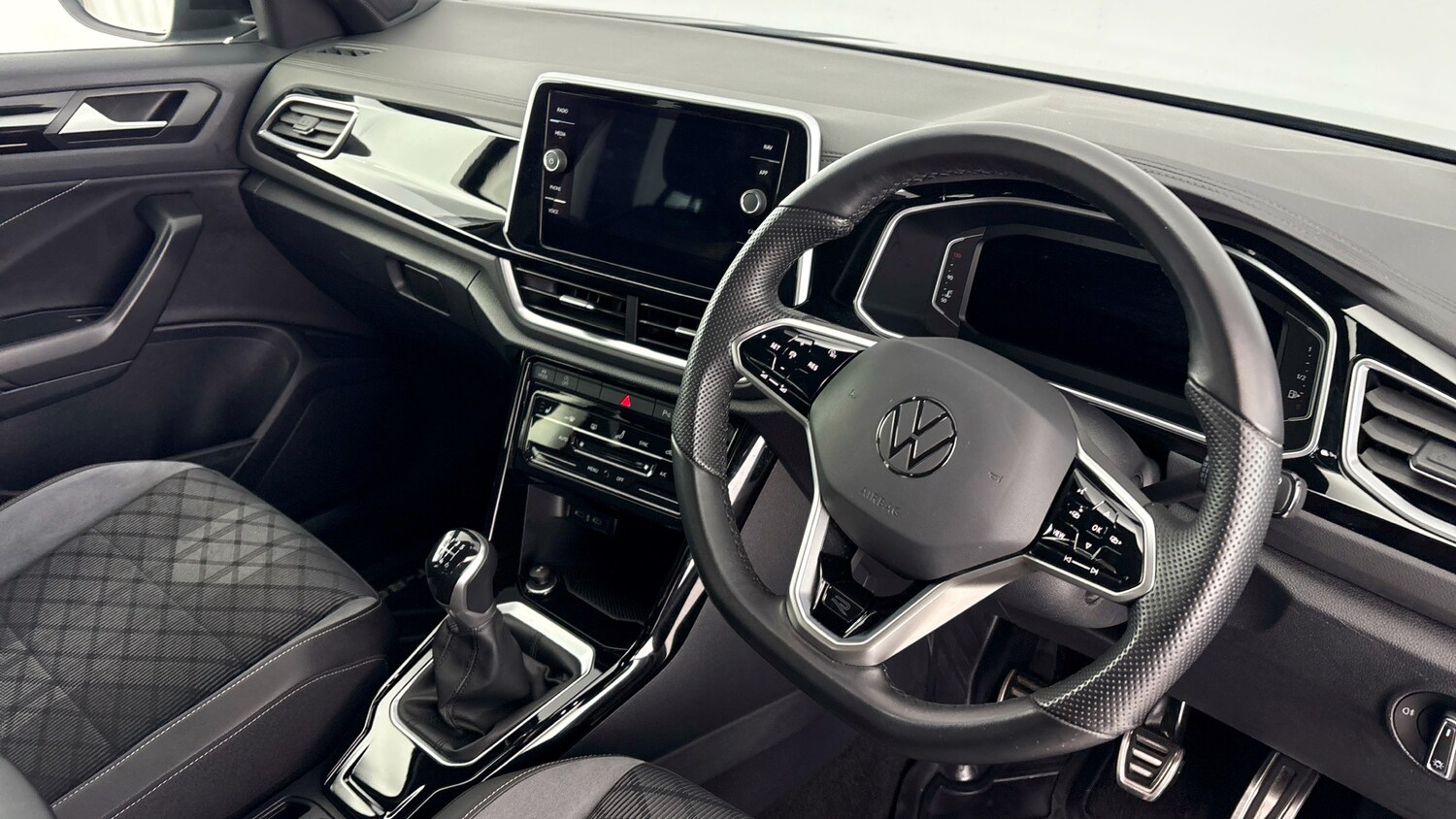 Used Volkswagen T-Roc 2022 for sale - 78155545: Photo 6