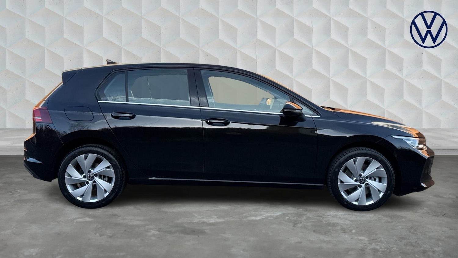 Used Volkswagen Golf 2025 for sale - 77602271: Photo 4