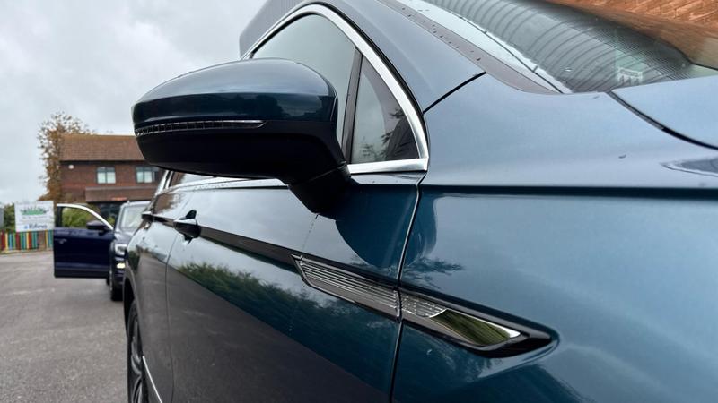 Used Volkswagen Tiguan 2023 for sale - 75922491: Photo 11