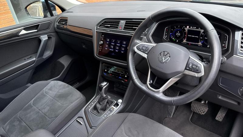 Used Volkswagen Tiguan 2023 for sale - 75922491: Photo 6
