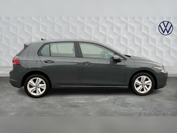 Used Volkswagen Golf 2023 for sale - 77602212: Photo