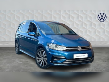 Used Volkswagen T-Roc 2024 for sale - 78042240: Photo