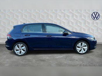 Used Volkswagen Golf 2021 for sale - 77106598: Photo