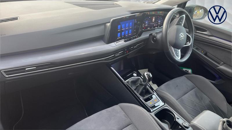 Used Volkswagen Golf 2023 for sale - 76819137: Photo 2