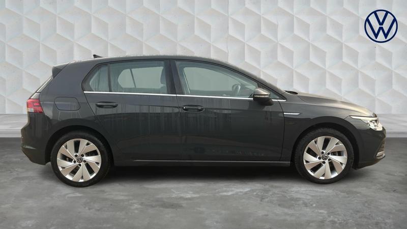 Used Volkswagen Golf 2023 for sale - 76819137: Photo 4