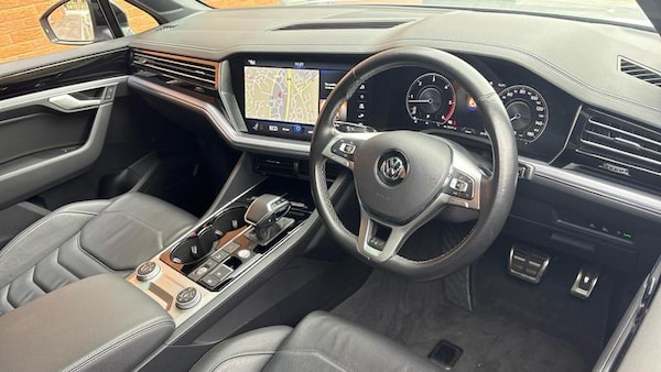 Used Volkswagen Touareg 2020 for sale - 75717879: Photo 6