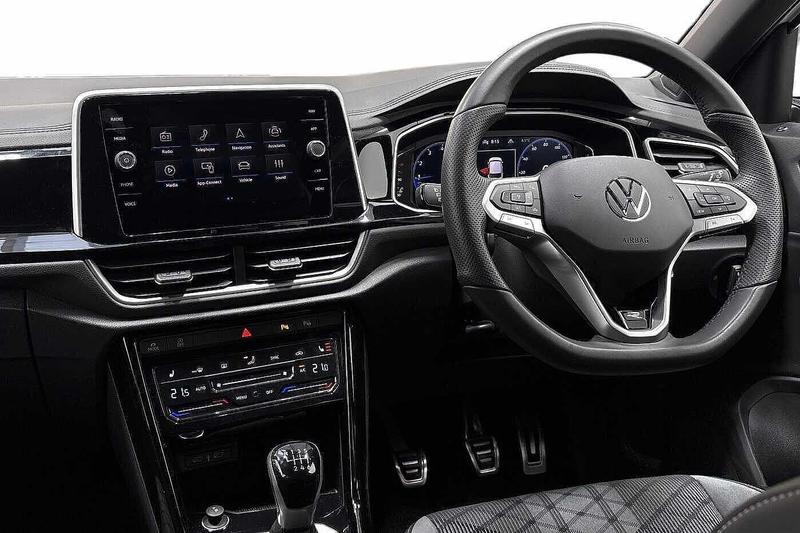 Used Volkswagen T-Roc 2025 for sale - 77176368: Photo 2