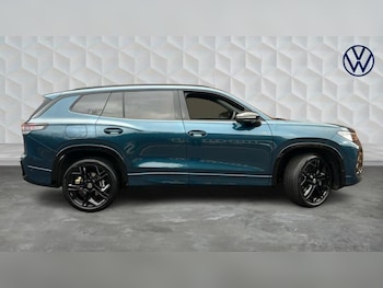 Used Volkswagen Touran 2025 for sale - 76862354: Photo