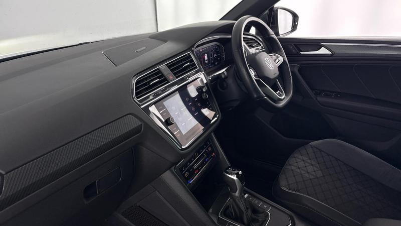 Used Volkswagen Tiguan 2021 for sale - 77493482: Photo 2