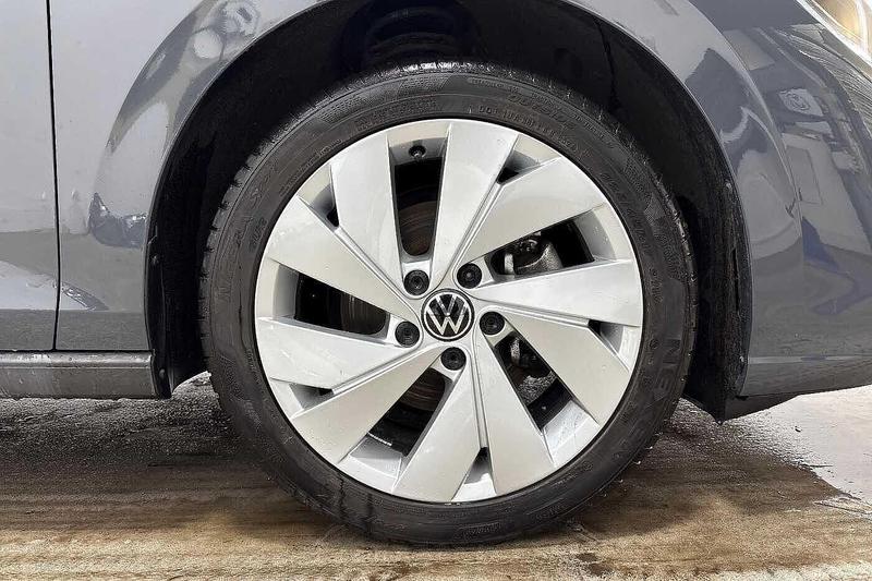 Used Volkswagen Golf 2024 for sale - 77138252: Photo 5