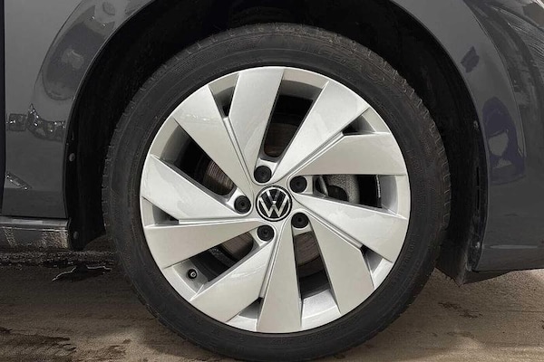 Used Volkswagen Golf 2024 for sale - 76290336: Photo 5