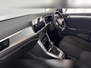 Used Volkswagen T-Roc 2025 for sale - 77274979: Photo