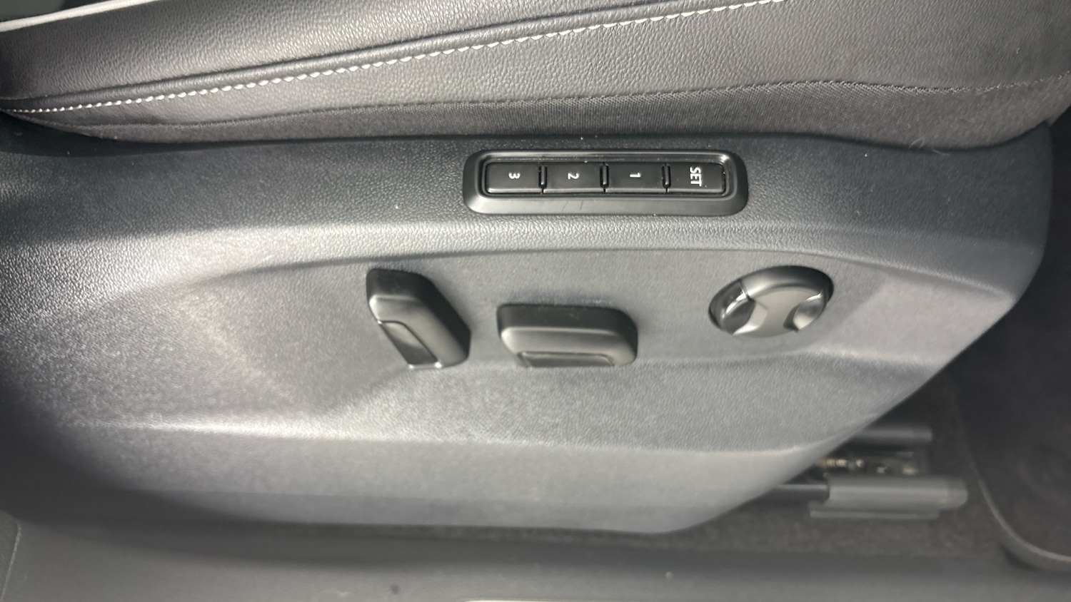 Used Volkswagen Tiguan 2023 for sale - 78183165: Photo 24