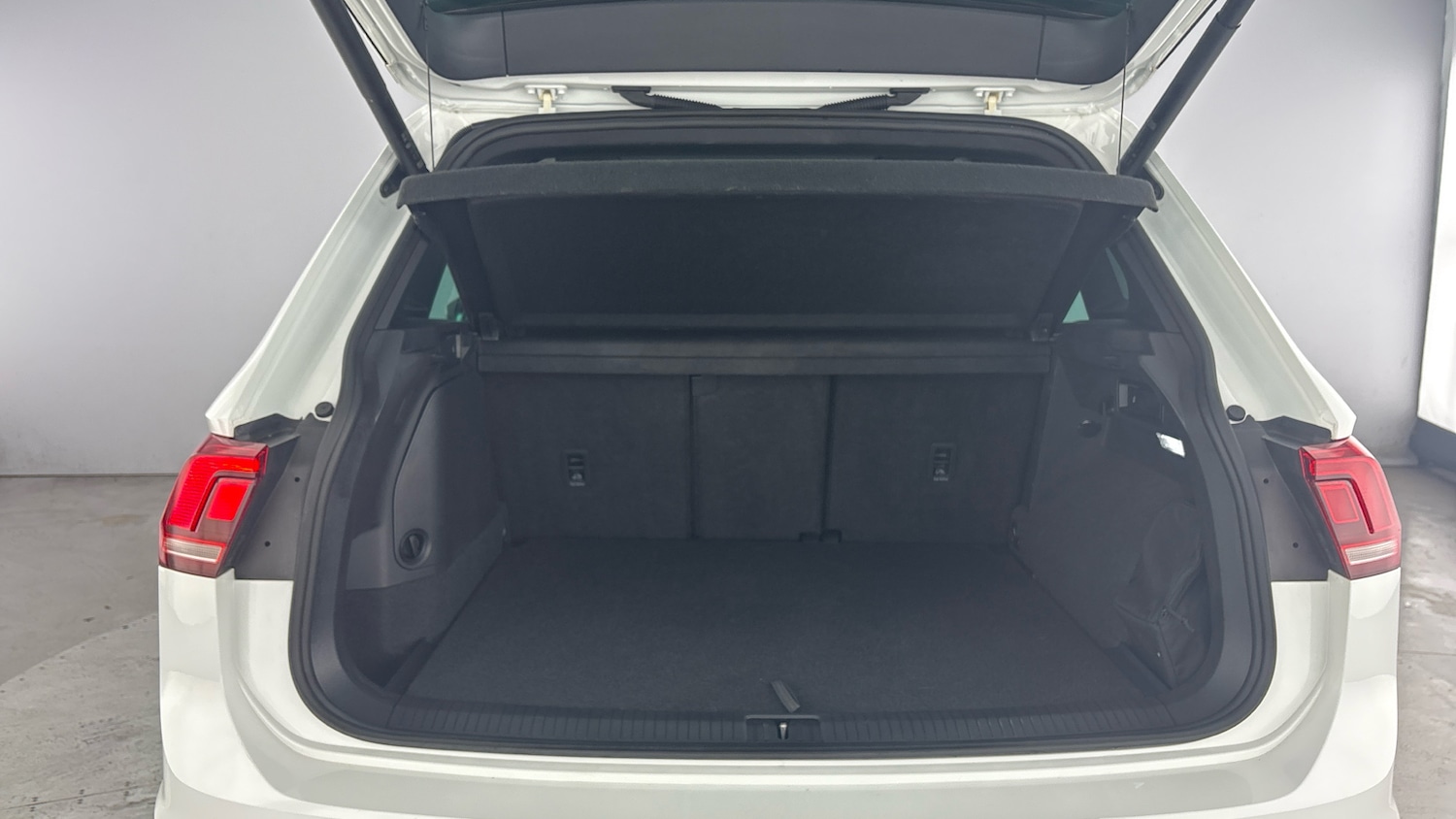 Used Volkswagen Tiguan 2023 for sale - 78183165: Photo 39