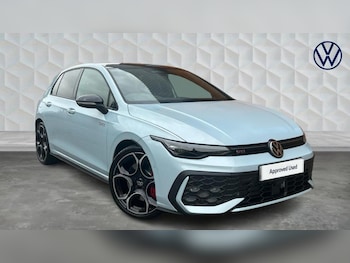 Used Volkswagen Golf 2025 for sale - 76452763: Photo