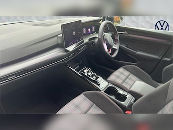 Used Volkswagen Golf 2025 for sale - 76452763: Photo