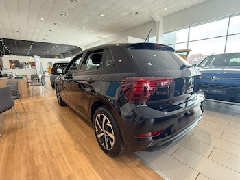 Used Volkswagen Polo undefined for sale - 78820970: Photo