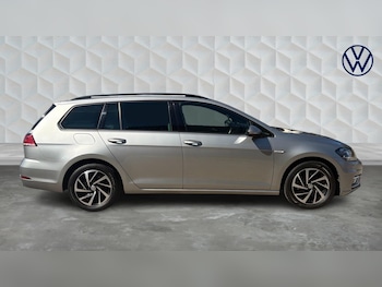 Used Volkswagen Golf 2019 for sale - 78258566: Photo