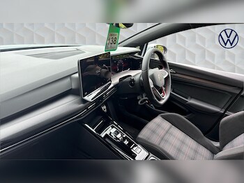 Used Volkswagen Golf 2026 for sale - 78917841: Photo