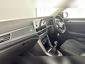 Used Volkswagen T-Roc 2022 for sale - 79515633: Photo