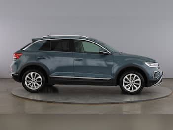 Used Volkswagen T-Roc 2022 for sale - 79515633: Photo