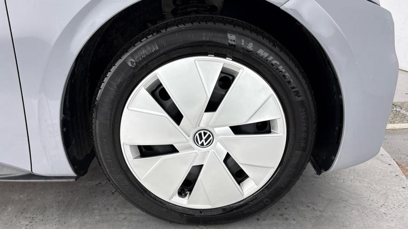 Used Volkswagen ID.3 2022 for sale - 76882681: Photo 5