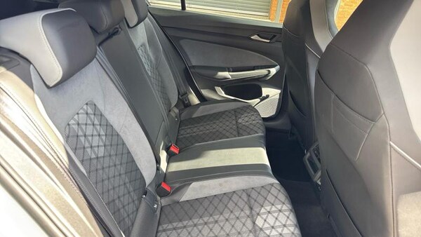 Used Volkswagen Golf 2021 for sale - 76089700: Photo 28