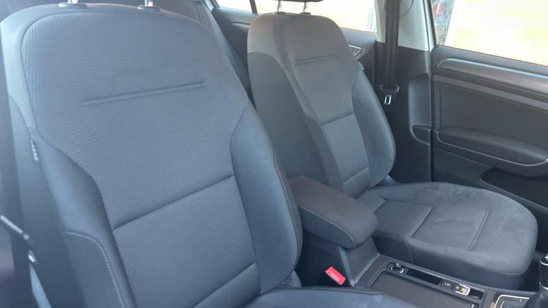 Used Volkswagen Golf 2019 for sale - 76653420: Photo 24