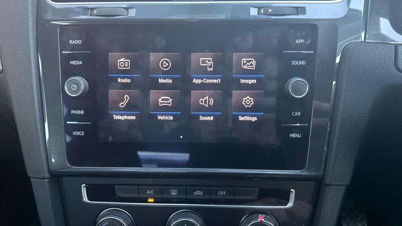 Used Volkswagen Golf 2019 for sale - 76653420: Photo 30