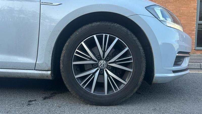 Used Volkswagen Golf 2019 for sale - 76653420: Photo 5