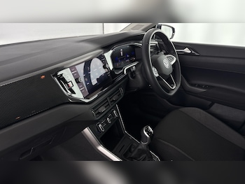 Used Volkswagen Polo 2024 for sale - 77602349: Photo