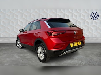 Used Volkswagen T-Roc 2024 for sale - 77954280: Photo