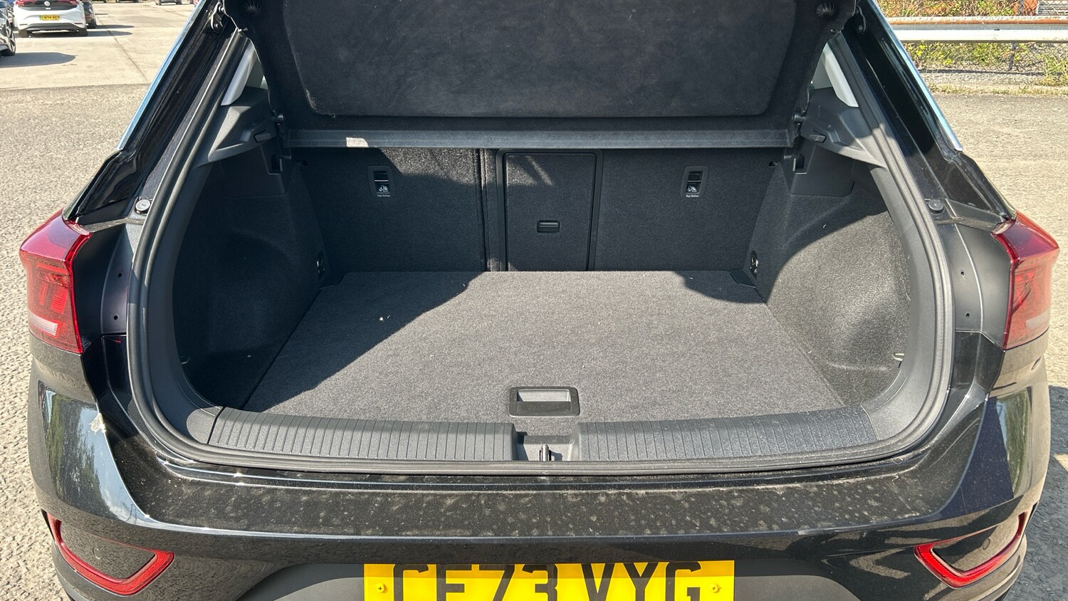 Used Volkswagen T-Roc 2023 for sale - 77718162: Photo 24